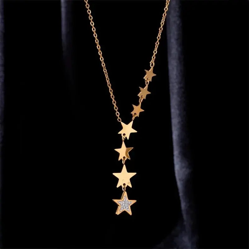 Collier satellite Rivière d'Étoiles en acier inoxydable par Amiline-fond-noir