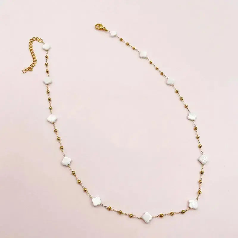 Collier Playa longueur ajustable, nacre et trèfle