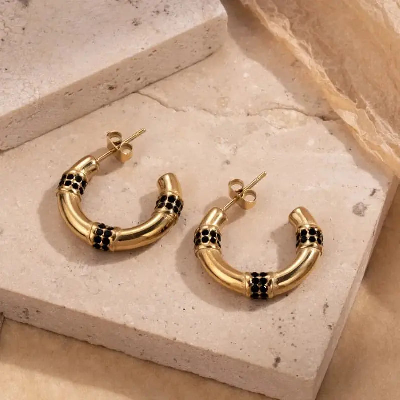 Alison-creoles-acier-inoxydable-pierre-noires-a-plat