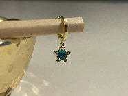 Boucle breloque piercing bleue