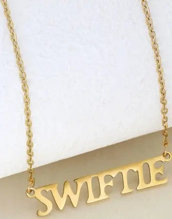 Swiftie - Collier, affichez votre passion pour Taylor ! ❤️ AMILINE