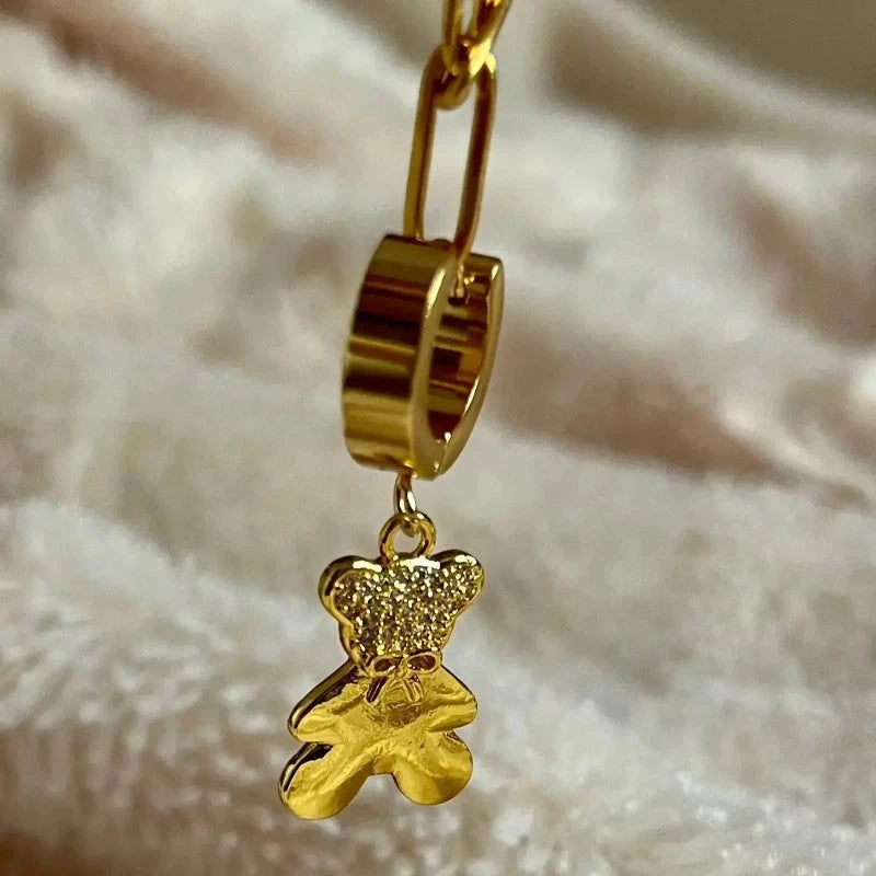 Deux breloques oursons interchangeables sur collier éco-responsable