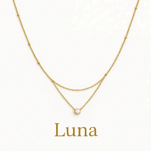 Collier Luna pendentif rond scintillant porté femme